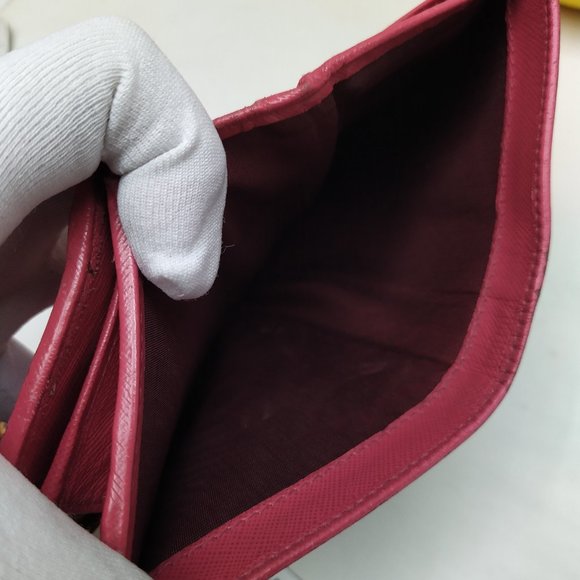 Prada Red Leather Credit Card Bifold Wallet - Picture 14 of 16